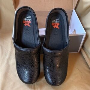 Dansko Black Embossed floral tooled Loafers